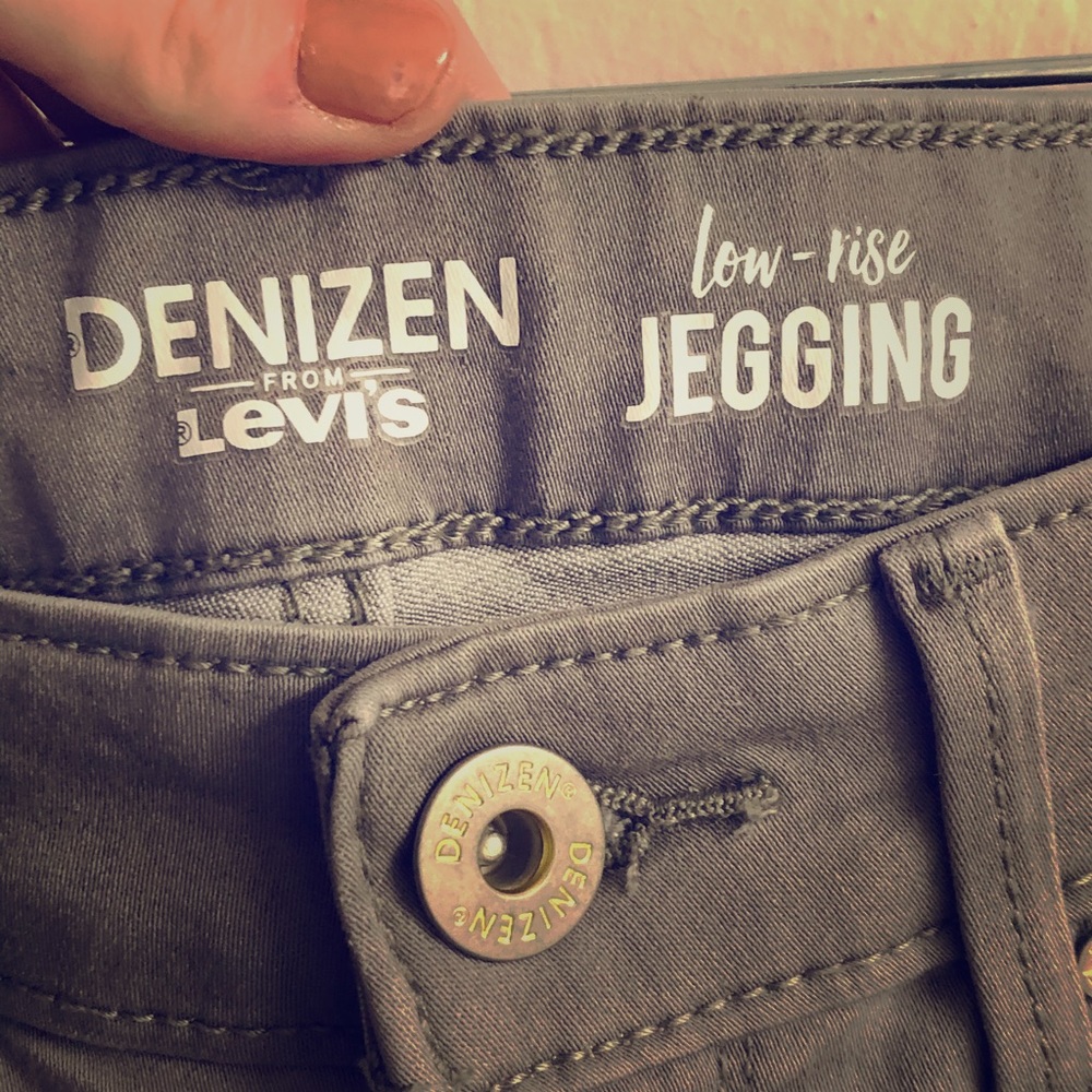 Denizen from Levi’s grey skinny jeans